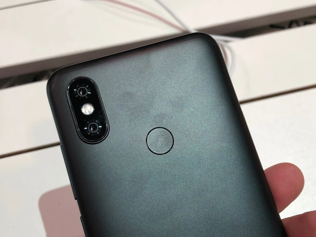 Xiaomi Mi A2