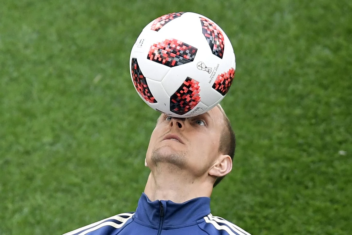 Szwedzki bramkarz Robin Olsen