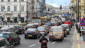 "Strefy czystego transportu" mają zmniejszyć ruch samochodów w centrach miast