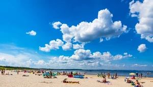 Plaże nad Bałtykiem z Błękitną Flagą. To znak, że jest tam czysto