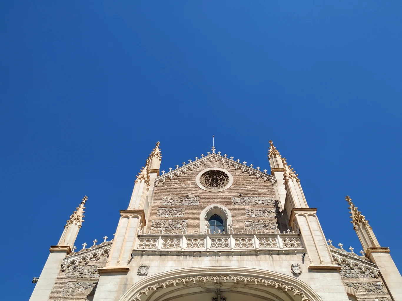 Zdjęcie wykonane Xiaomi Mi A2 - Madryt