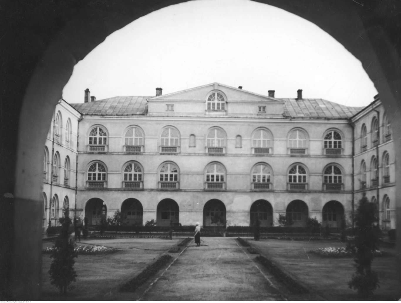 Katolicki Uniwersytet Lubelski. Dziedziniec uniwersytecki
