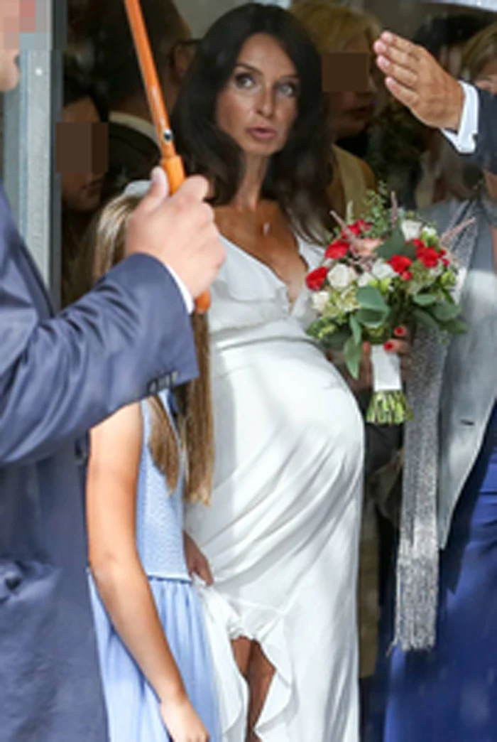 Marta Kaczyńska w białej sukni