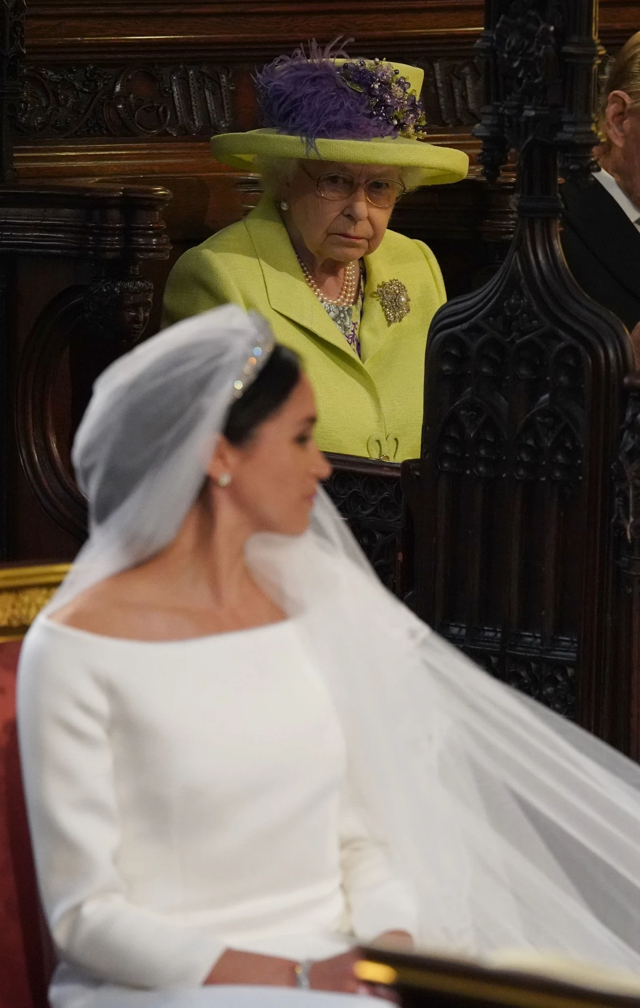 Królowa bacznie przyglądała się Meghan na ślubie