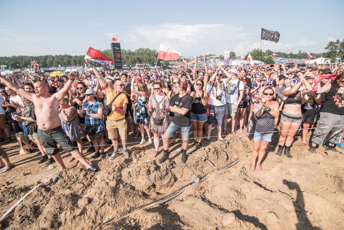 Pol'and'Rock Festival uczcił pamięć Powstania Warszawskiego w Godzinę W