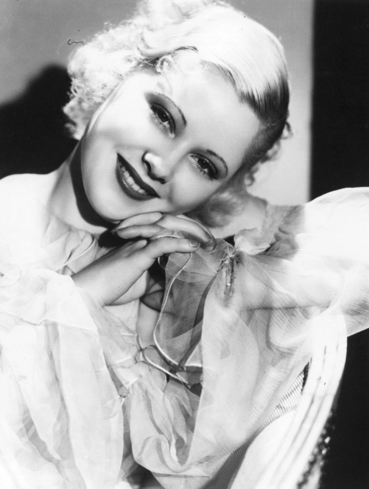 Popularność zdobyła w latach 30. XX wieku, dzięki rolom w hollywoodzkich musicalach: "College Humor" (1933), "Double or Nothing" (1937) i "Doctor Rhythm" (1938).

Występowała z Bingiem Crosbym, a w "Ludziach z hotelu" zagrała u boku legendarnej Grety Garbo.

Aktorka zagrała w ponad 50 filmach. Po raz ostatni pojawiła się na ekranie w 1943 roku, w filmie "Dead Men Walk".