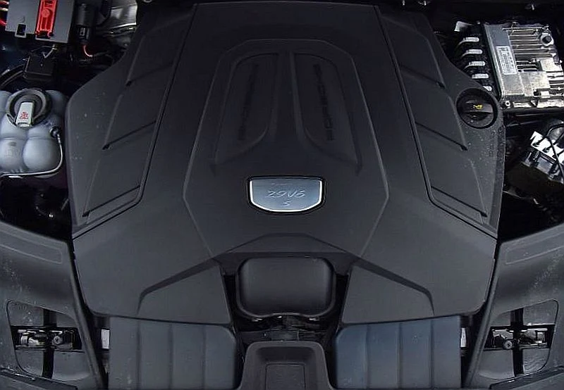 Już nie V8, ale V6 biturbo: jednostka Cayenne S nie okazuje żadnych słabości i jest dość oszczędna.