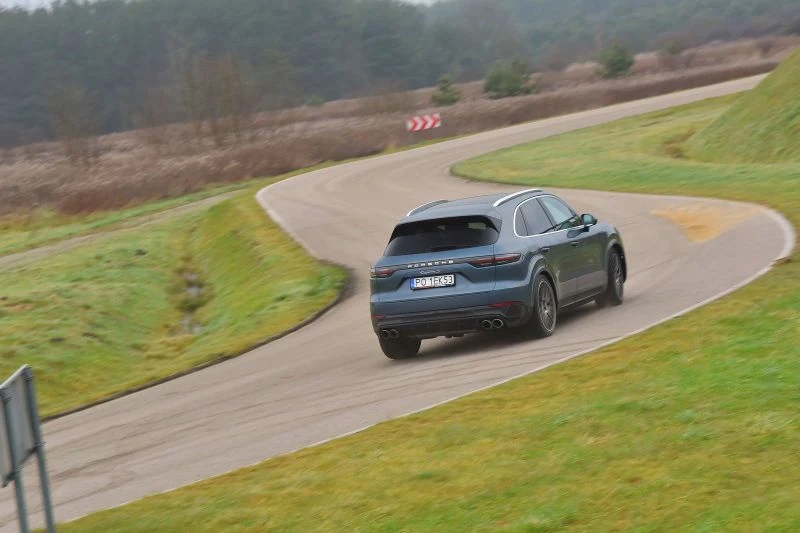 Porsche Cayenne S 