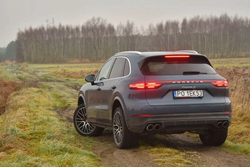 Porsche Cayenne S 