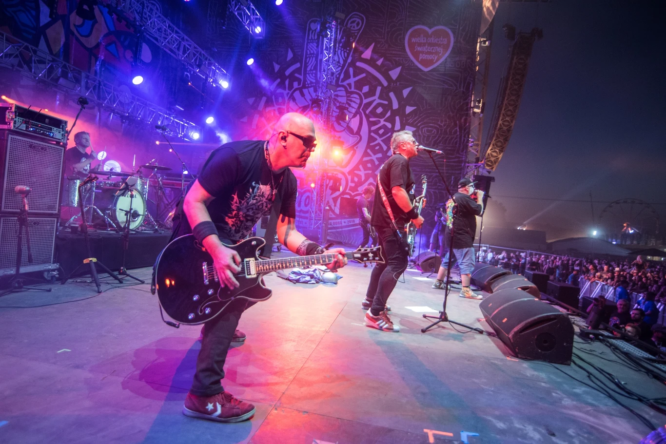 Zobacz zdjęcia z koncertu grupy Big Cyc na Małej Scenie Pol'and'Rock Festival 2018! Zobacz zdjęcia z koncertu grupy Big Cyc na Małej Scenie Pol'and'Rock Festival 2018!