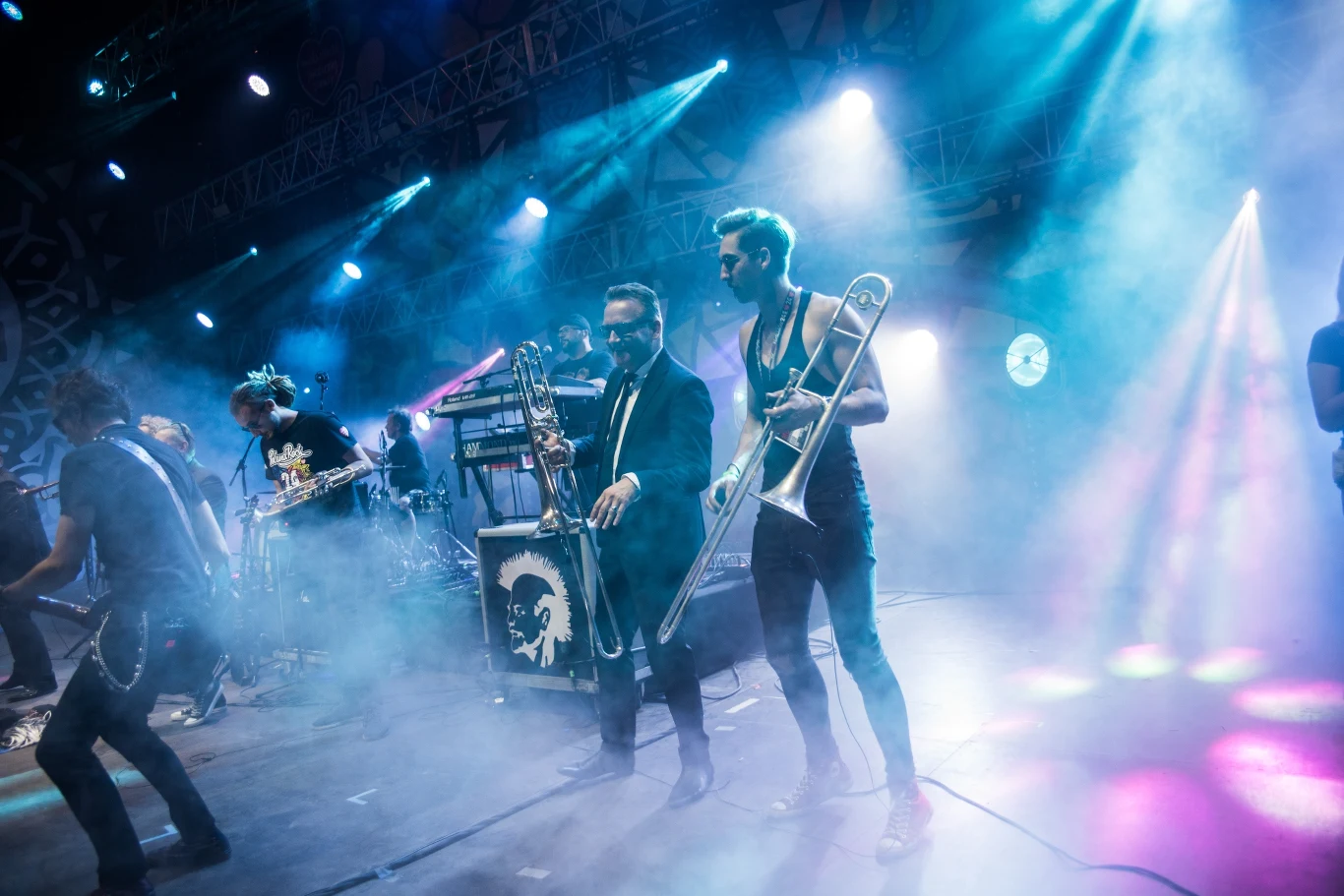 Zobacz zdjęcia z koncertu grupy Big Cyc na Małej Scenie Pol'and'Rock Festival 2018! Zobacz zdjęcia z koncertu grupy Big Cyc na Małej Scenie Pol'and'Rock Festival 2018!