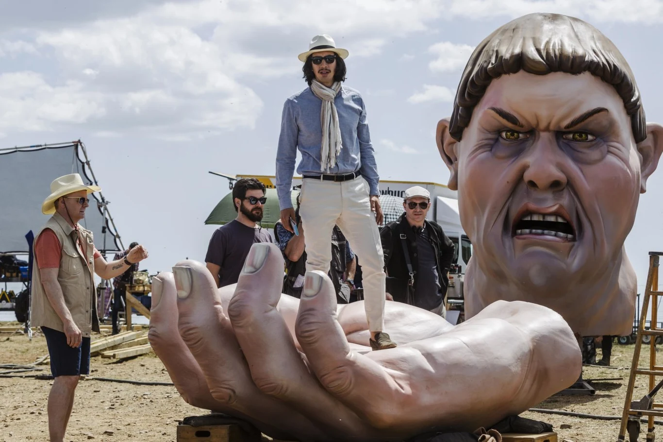 Kadr z filmu "Człowiek, który zabił Don Kichota" Kadr z filmu "Człowiek, który zabił Don Kichota"