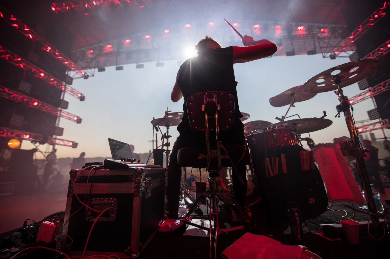 Zobacz zdjęcia z koncertu grupy Nocny Kochanek na Dużej Scenie Pol'and'Rock Festival 2018!