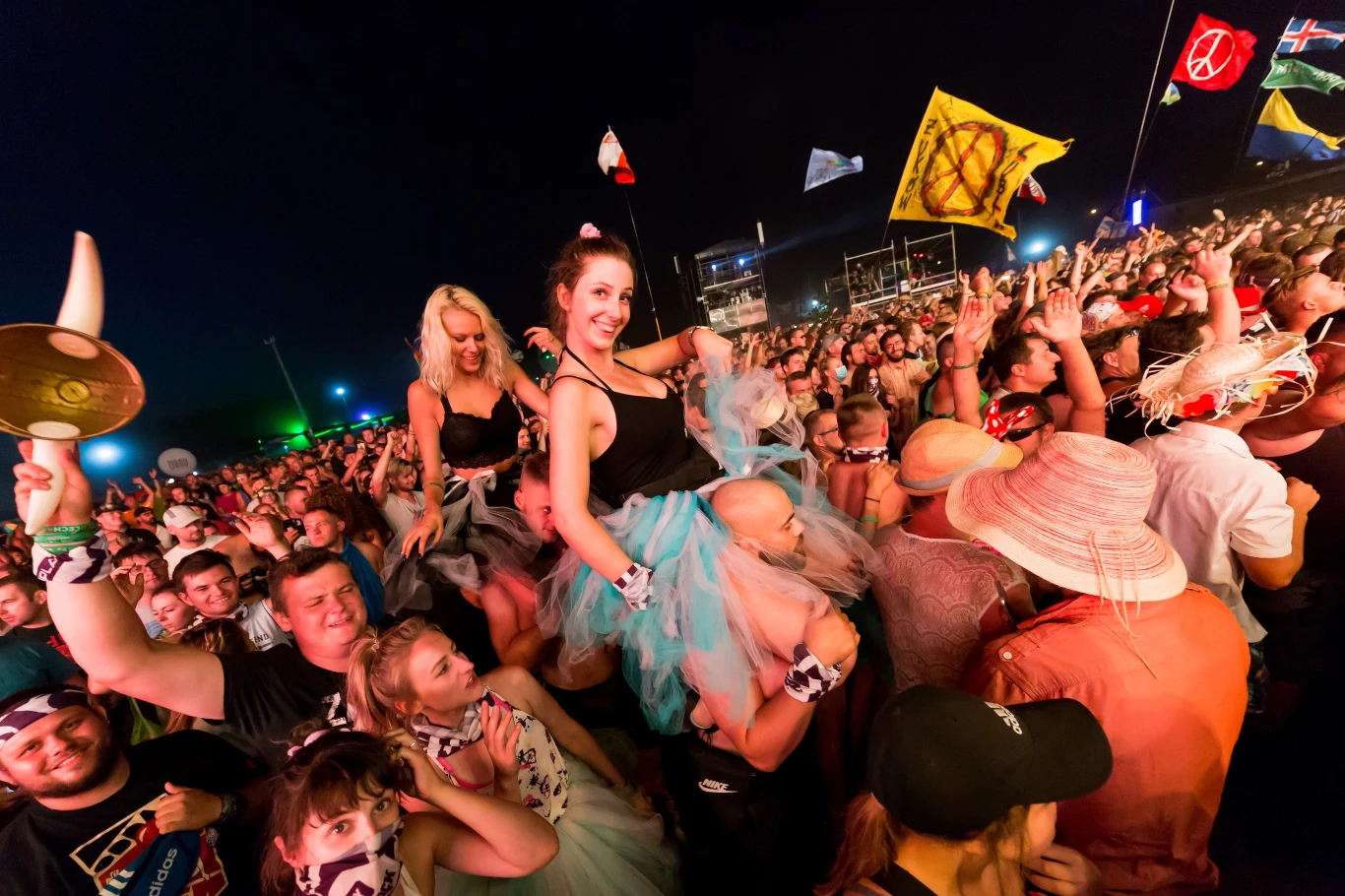 Zobacz zdjęcia kolorowych uczestników Pol'and'Rock Festival (3 sierpnia 2018 r.)