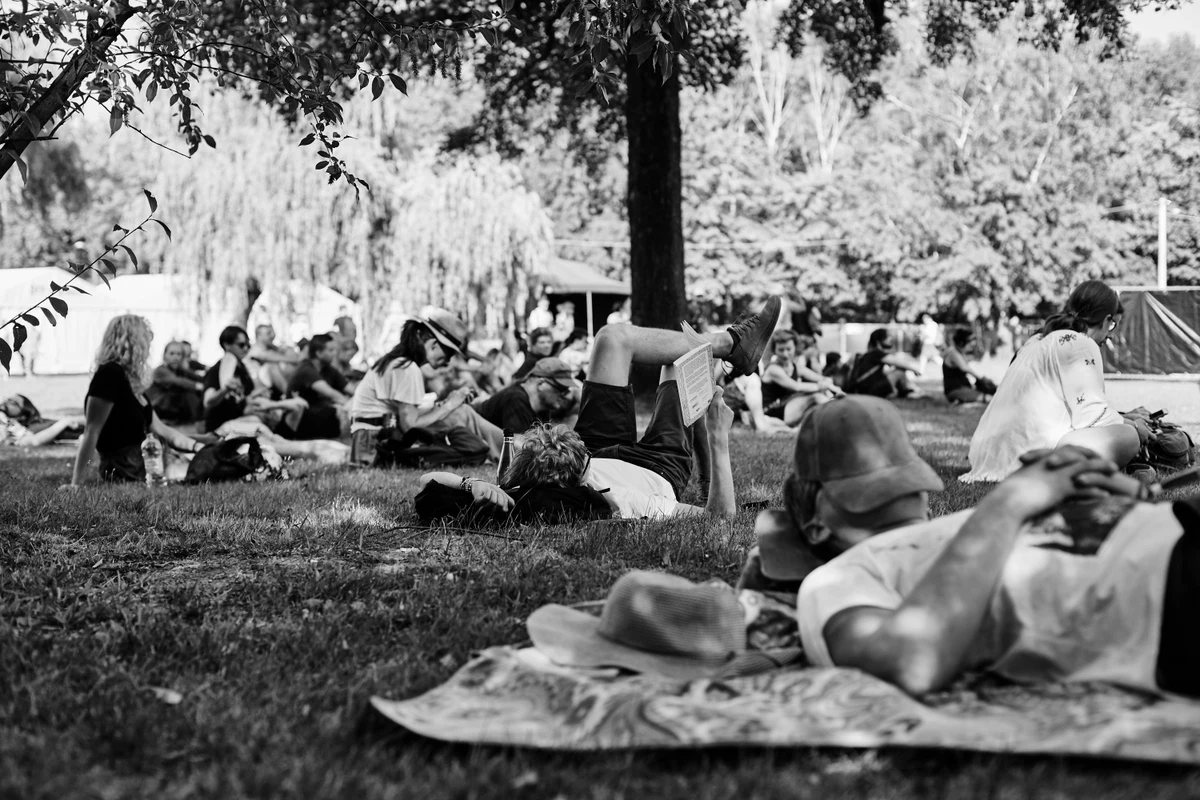 Publicznosć na OFF Festival Publicznosć na OFF Festival