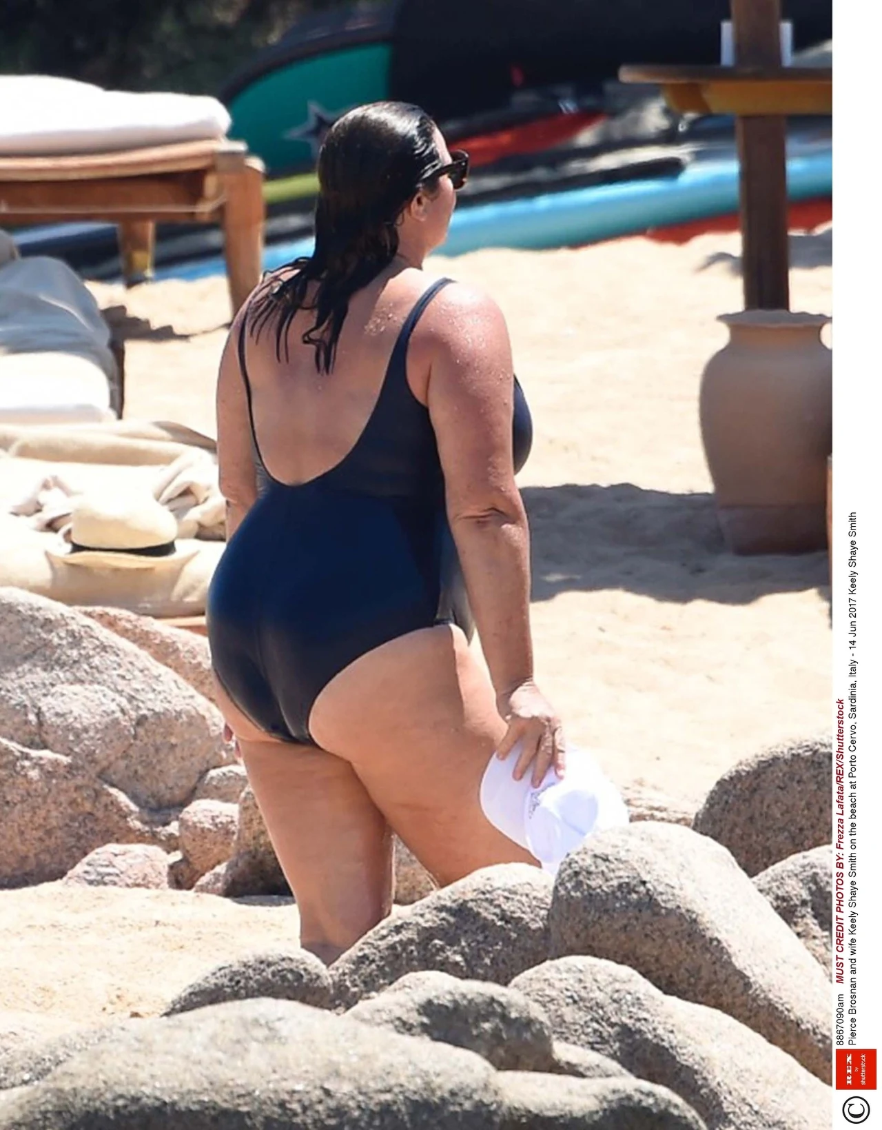 Keely nie jest modelką, ale to ona skradła serce Bonda Keely nie jest modelką, ale to ona skradła serce Bonda