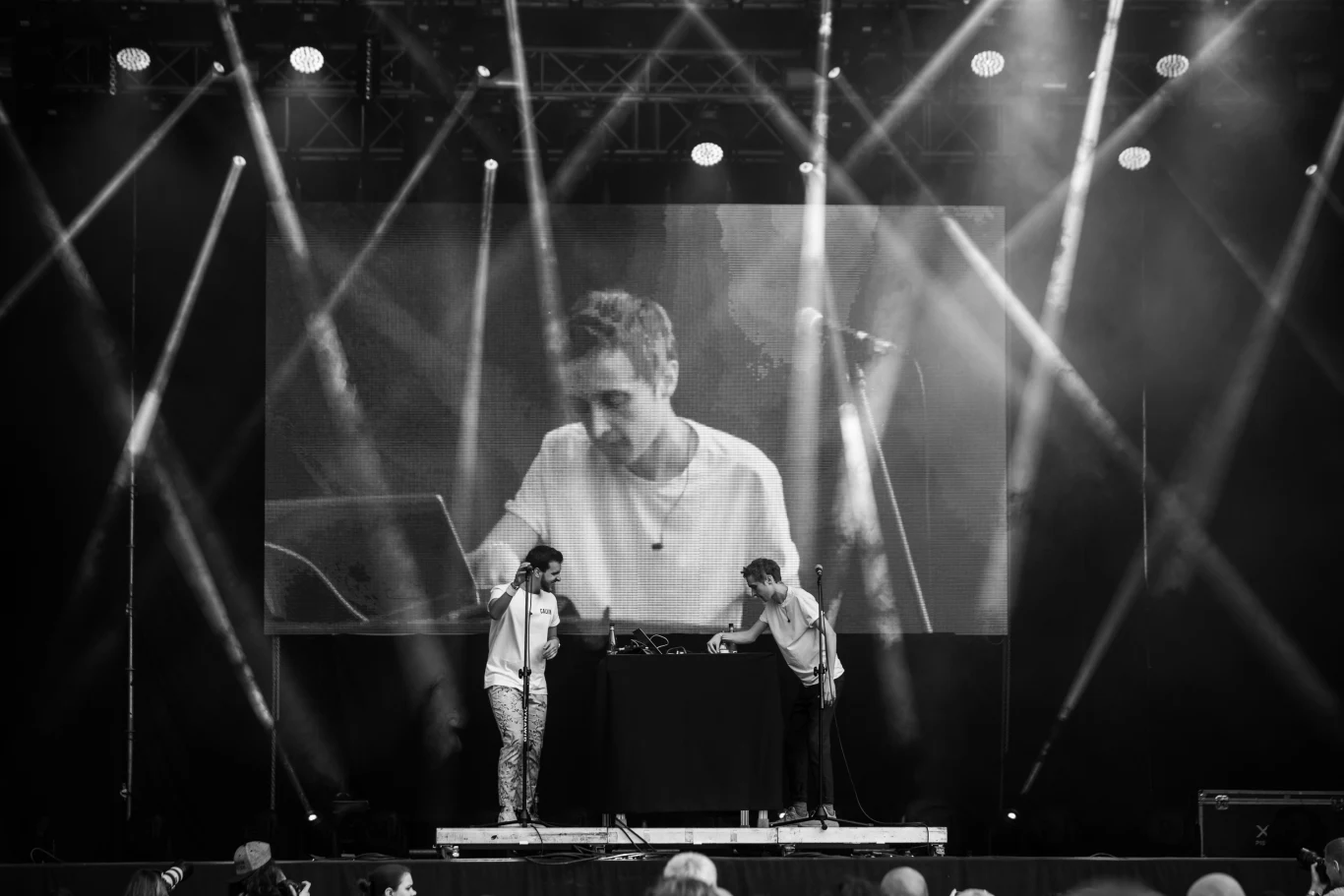 Bass Astral x Igo