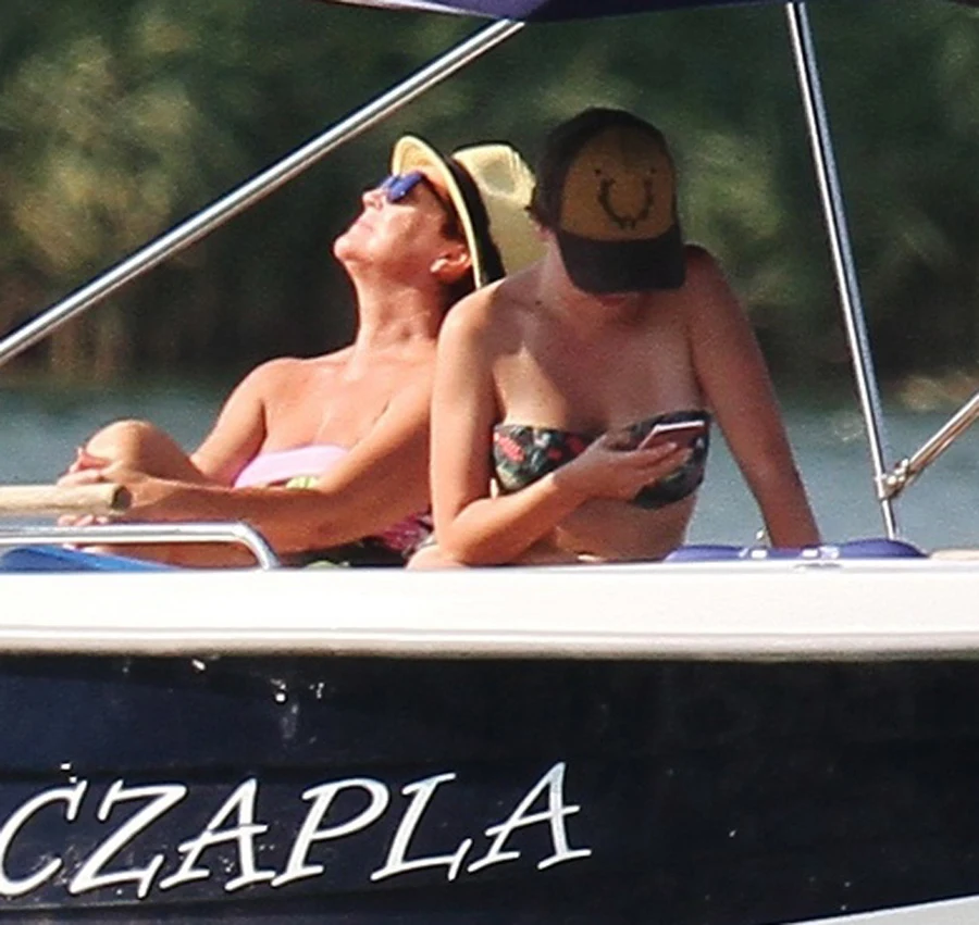 Jolanta i Aleksandra Kwaśniewskie Jolanta i Aleksandra Kwaśniewskie