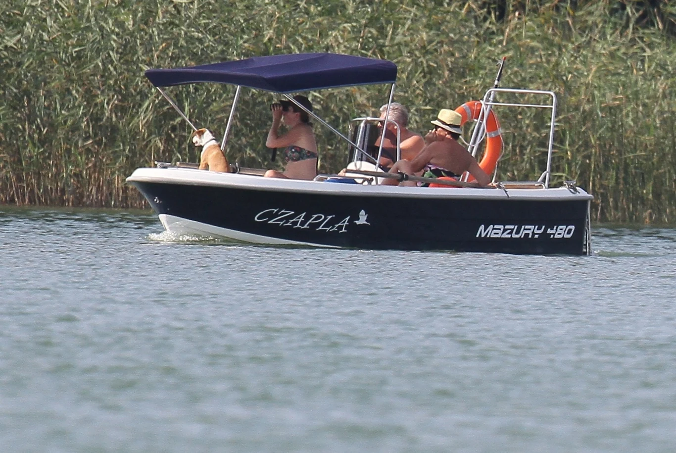 Aleksander Kwaśniewski, Jolanta Kwaśniewska i Aleksandra Kwaśniewska na Mazurach