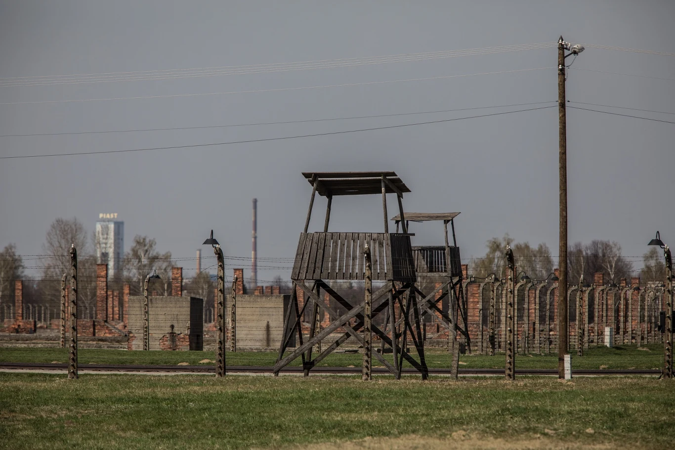 Na zdjęciu niemiecki obóz koncentracyjny Auschwitz-Birkenau II Na zdjęciu niemiecki obóz koncentracyjny Auschwitz-Birkenau II