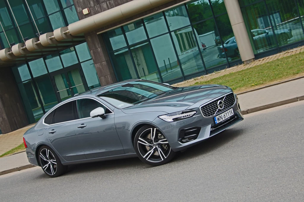 Volvo S90 T5 R-Design