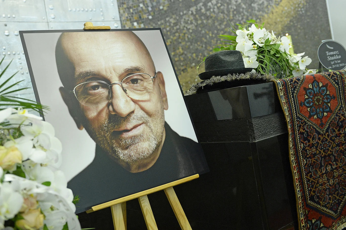 Zobacz zdjęcia z pogrzebu Tomasza Stańki na Powązkach w Warszawie