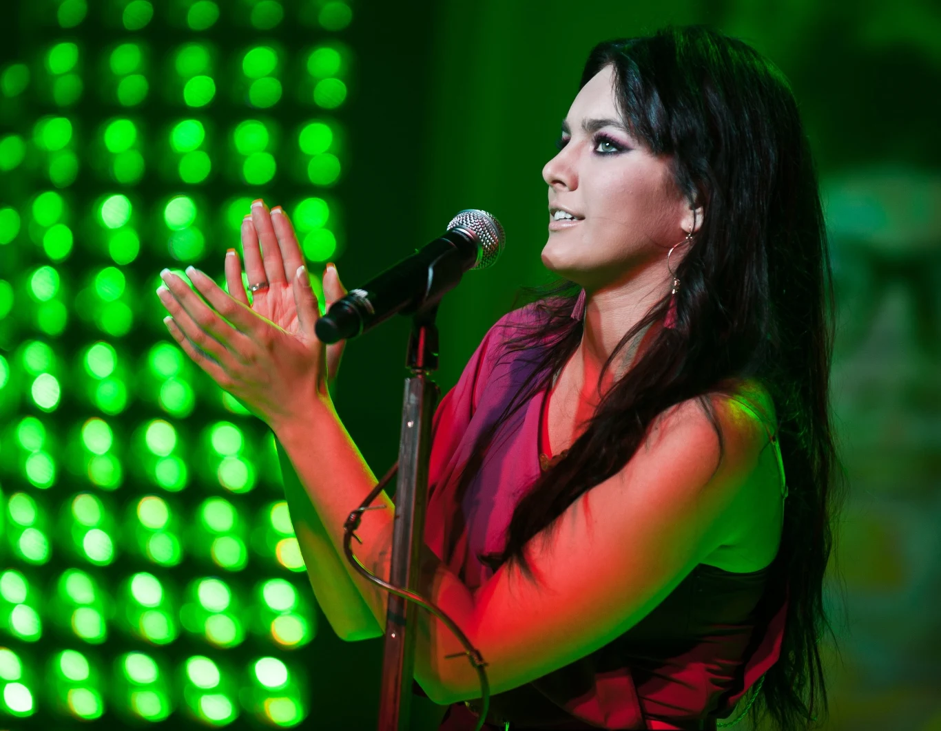 Ewa Farna w 2011 roku Ewa Farna w 2011 roku