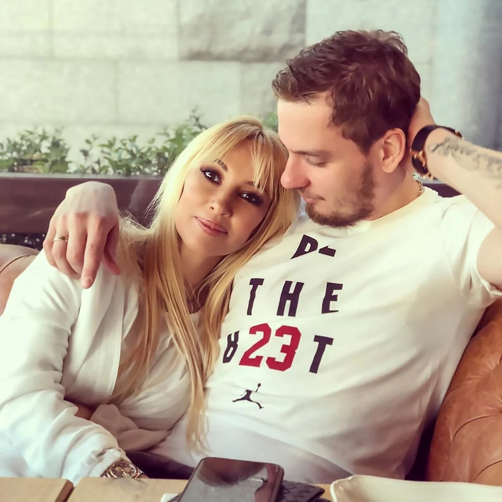Lera Kudryavtseva i Igor Makarov Lera Kudryavtseva i Igor Makarov