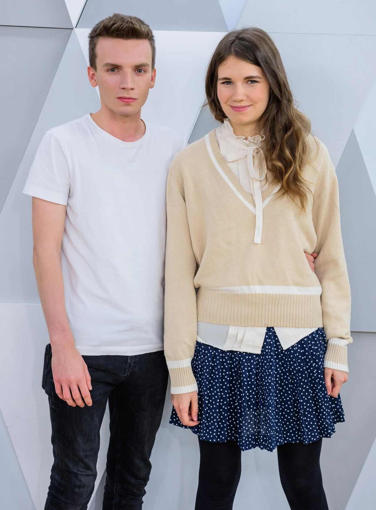 Dzieci Grzegorza Ciechowskiego: Bruno Ciechowski i Helena Ciechowska Dzieci Grzegorza Ciechowskiego: Bruno Ciechowski i Helena Ciechowska