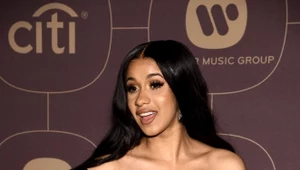 ​Córeczka Cardi B tuż po urodzeniu pokazała... środkowy palec