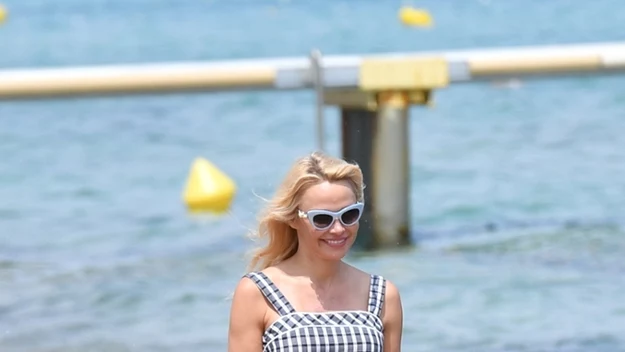 Pamela Anderson z chłopakiem w Saint Tropez