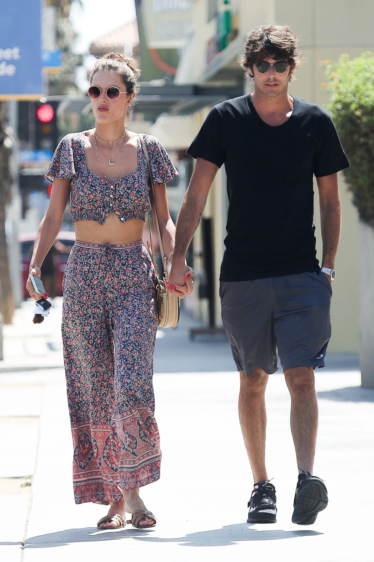 Para już nie ukrywa swojego uczucia Para już nie ukrywa swojego uczucia