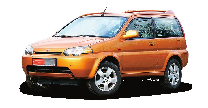 HR-V zwykle jest delikatniej traktowana od Civica, więc spala mniej oleju.