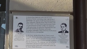 Berno: Tablica upamiętniająca Konstantego Rokickiego i Juliusza Kuehla