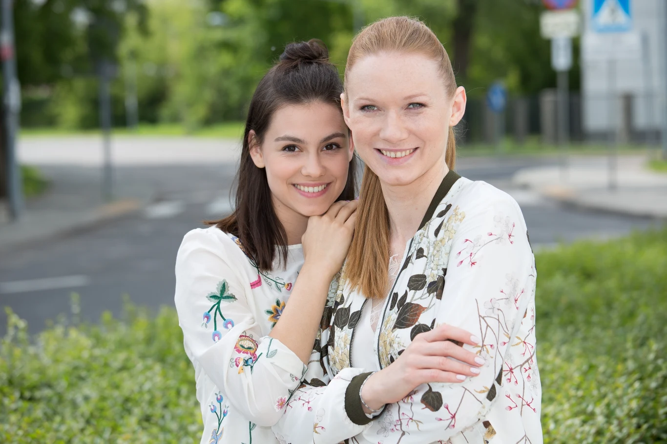 Wzorem dla Poli jest Katarzyna Dąbrowska, jej serialowa mama Wzorem dla Poli jest Katarzyna Dąbrowska, jej serialowa mama