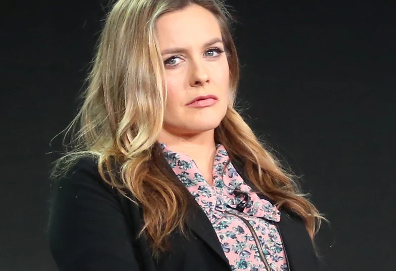 Alicia Silverstone