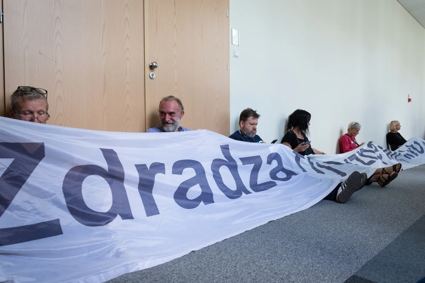 Protest w siedzibie KRS