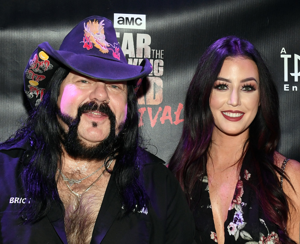 Vinnie Paul ze swoją partnerką Chelsey Yeager w sierpniu 2017 r.