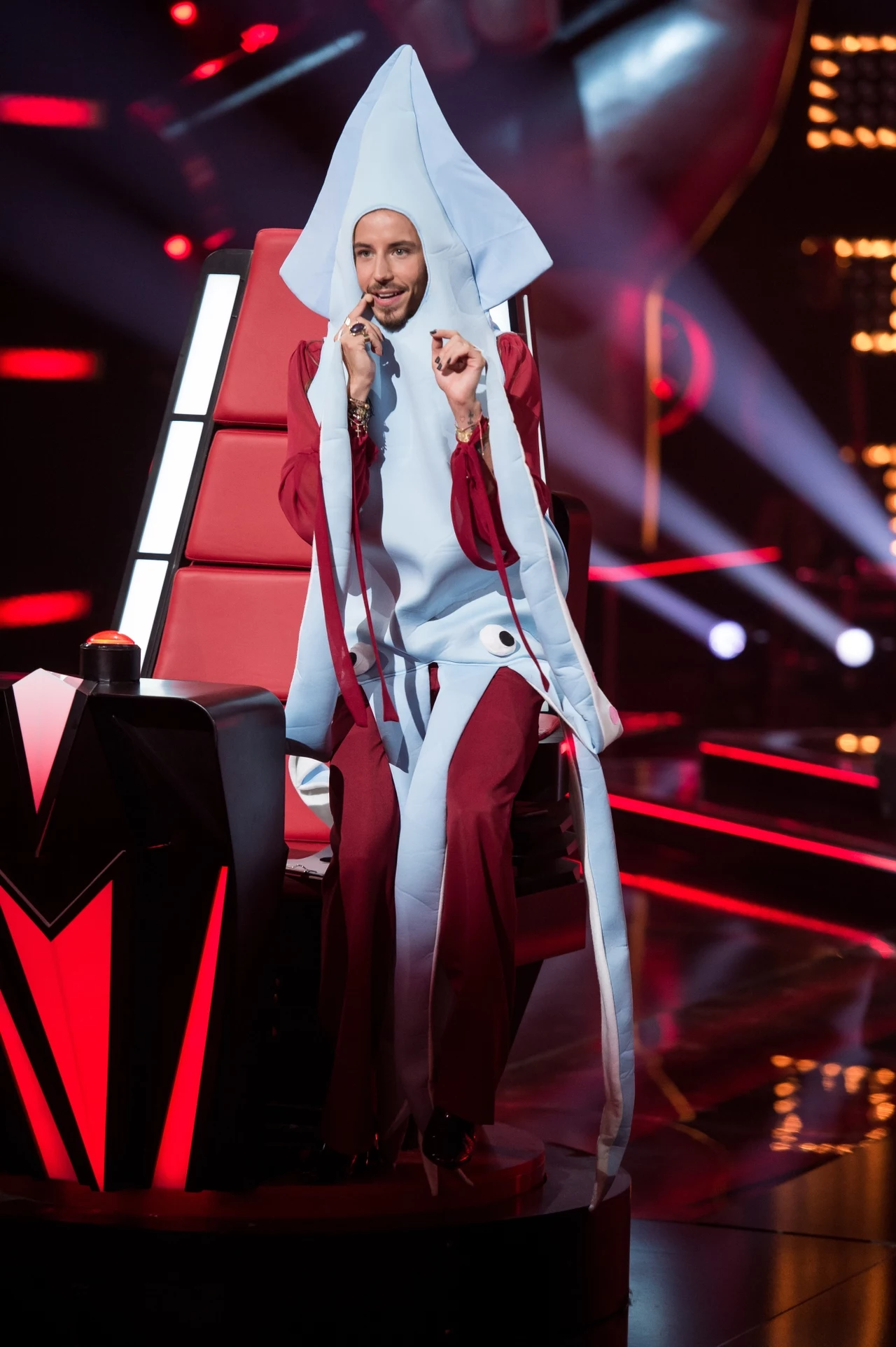 Michał Szpak w stroju kalmara