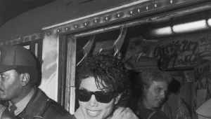 Michael Jackson na zdjęciu na planie teledysku "Bad" w 1987 r.