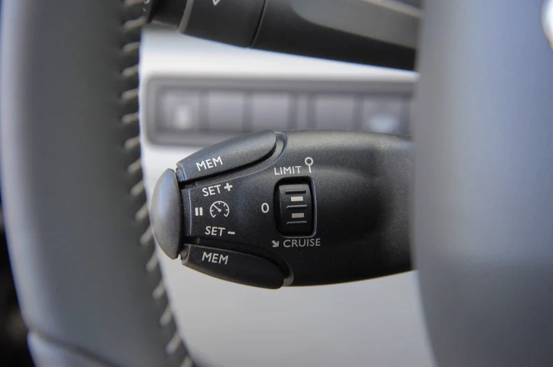 Peugeot 308 II (2013-) 