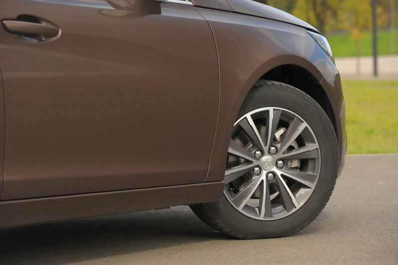 Peugeot 308 II (2013-) 