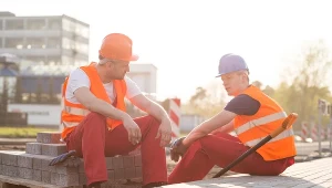 Pracujący w Polsce obywatele Ukrainy chcą zarabiać podobne sumy, co Polacy. Zdjęcie ilustracyjne. 