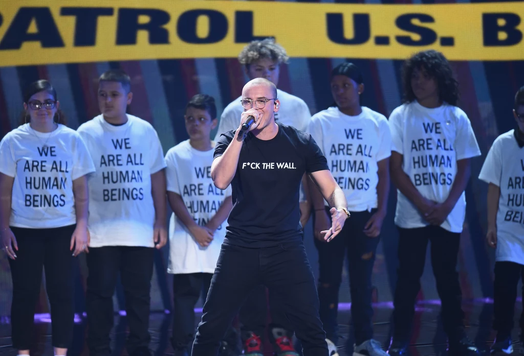 Logic podczas gali MTV VMA 2018 promował singel "One Day"