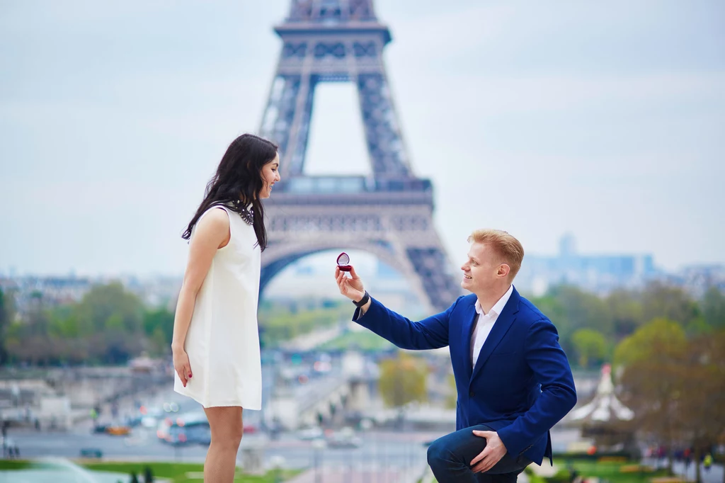 Paryż nie jest wcale najpopularniejszym miejscem wśród zaręczających się par