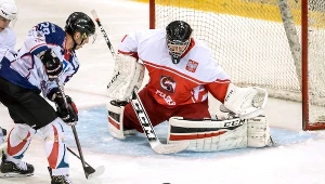 Jarosław Dołęga był jednym z trzech hokeistów, którzy zanotowali hat-tricka