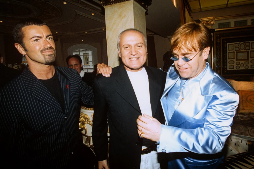 George Michael, Gianni Versace i Elton John. Gwiazdy uwielbiały towarzystwo "dyktatora"