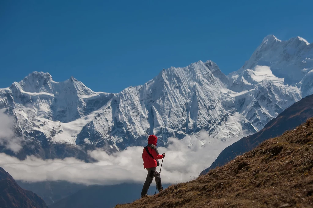 Po raz pierwszy wierzchołek Manaslu osiągnęło w 1956 r. czterech członków ekspedycji japońskiej