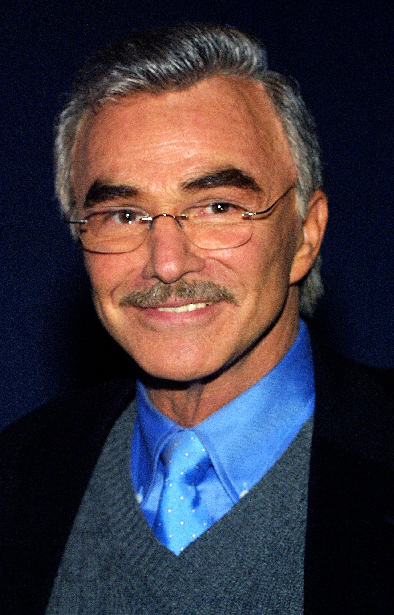 6 września w szpitalu na Florydzie zmarł Burt Reynolds, gwiazdor takich kinowych przebojów, jak "Uwolnienie", "Mistrz kierownicy ucieka" czy "Boogie Nights". Przyczyną śmierci 82-letniego aktora było nagłe zatrzymanie krążenia.

W ostatnim czasie Amerykanin pracował z Quentinem Tarantino przy jego nowym filmie "Once Upon a Time in Hollywood". Nie wiadomo, czy sceny z udziałem Reynoldsa zostały już ukończone.
