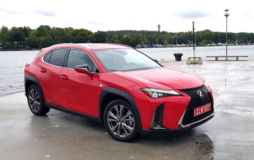 Lexus UX